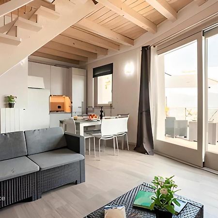 Appartamento Grande Terrazza Vista Lago Parzanica 外观 照片
