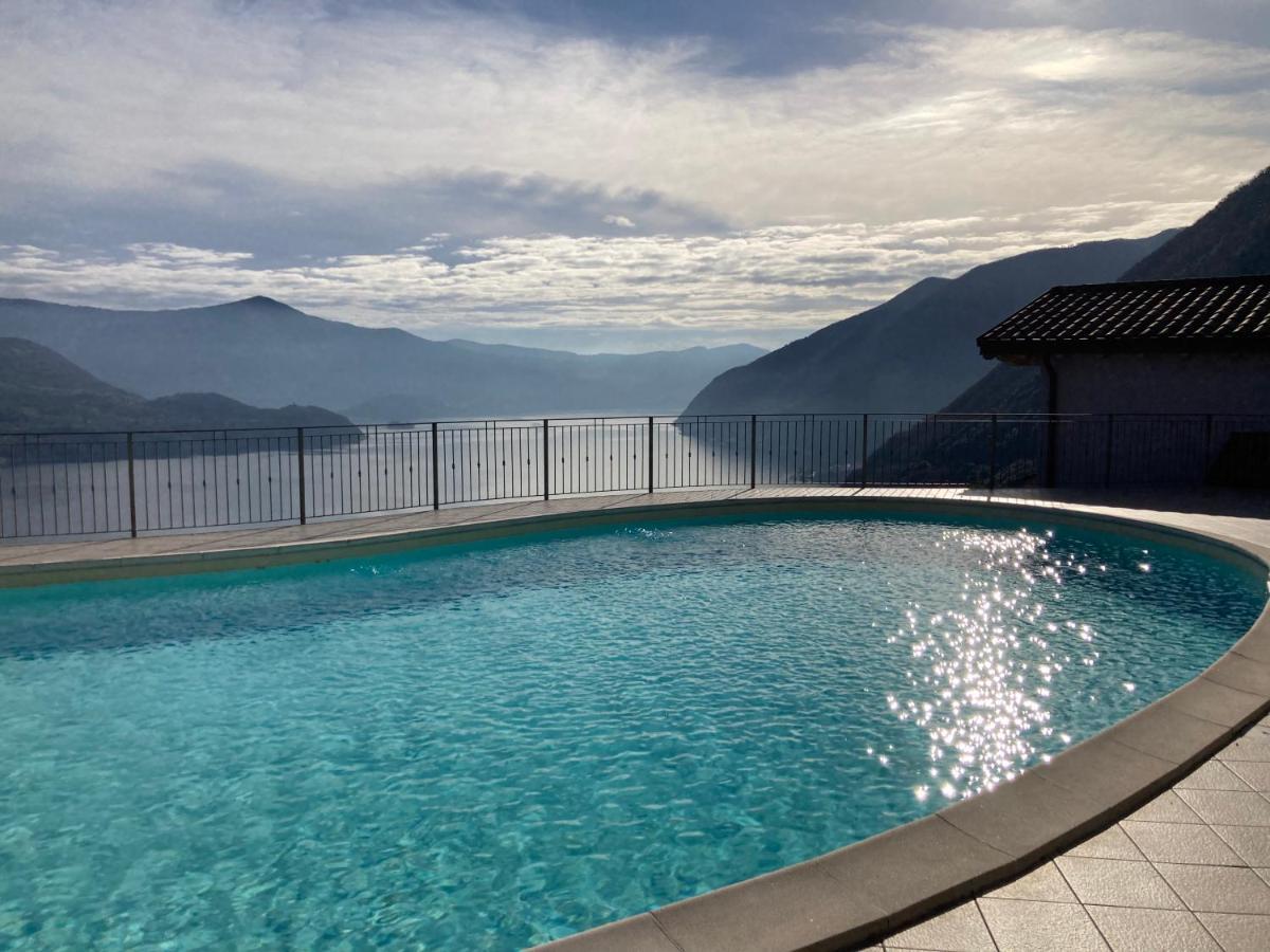 Appartamento Grande Terrazza Vista Lago Parzanica 外观 照片