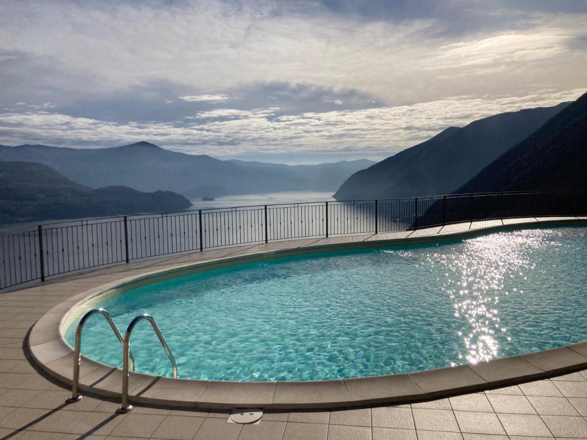 Appartamento Grande Terrazza Vista Lago Parzanica 外观 照片