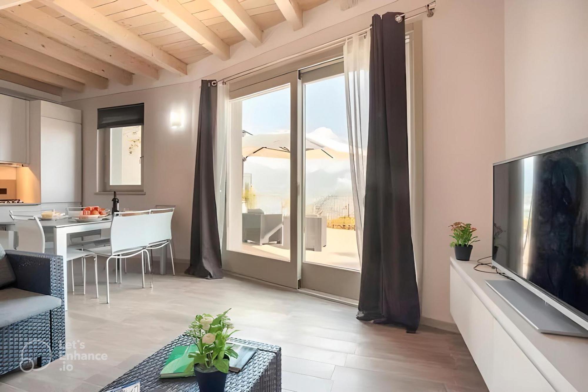 Appartamento Grande Terrazza Vista Lago Parzanica 外观 照片